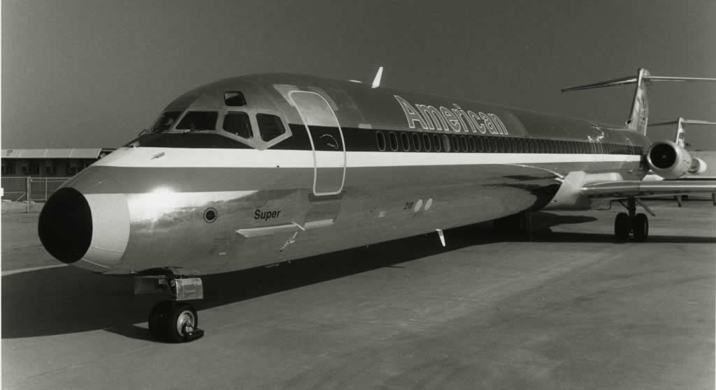 American Airlines - McDonnell Douglas MD-80